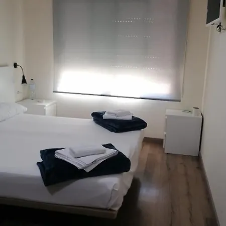 Europa House Village Vandrarhem *