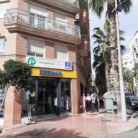 Vandrarhem Europa House Village San Vicente Raspeig